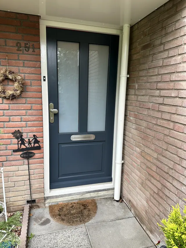 Voordeuren vervangen, foto 2 van 3