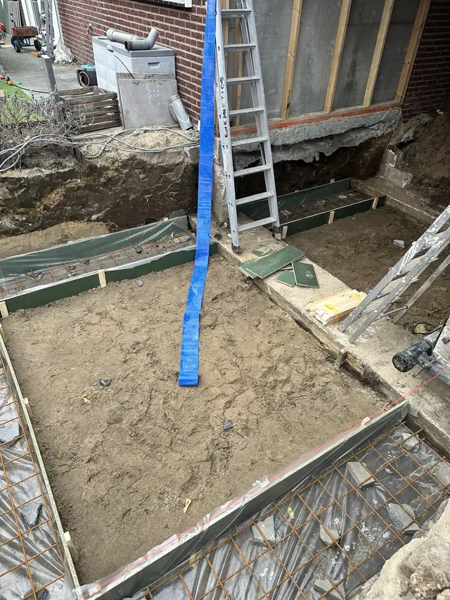 Woninguitbreiding van fundering tot afwerking, foto 4 van 36